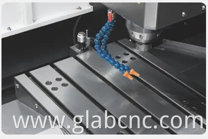 High Speed Vertical Horizontal 3 5 Axis Machining Cheap CNC Machine Center Milling Lr-6000d for Sale